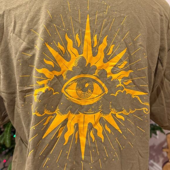 NEW Polarize Streetwear Graphic Tee Mens Medium - Picture 4 of 5